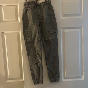 Aeropostale Women's Gray Cargo Joggers